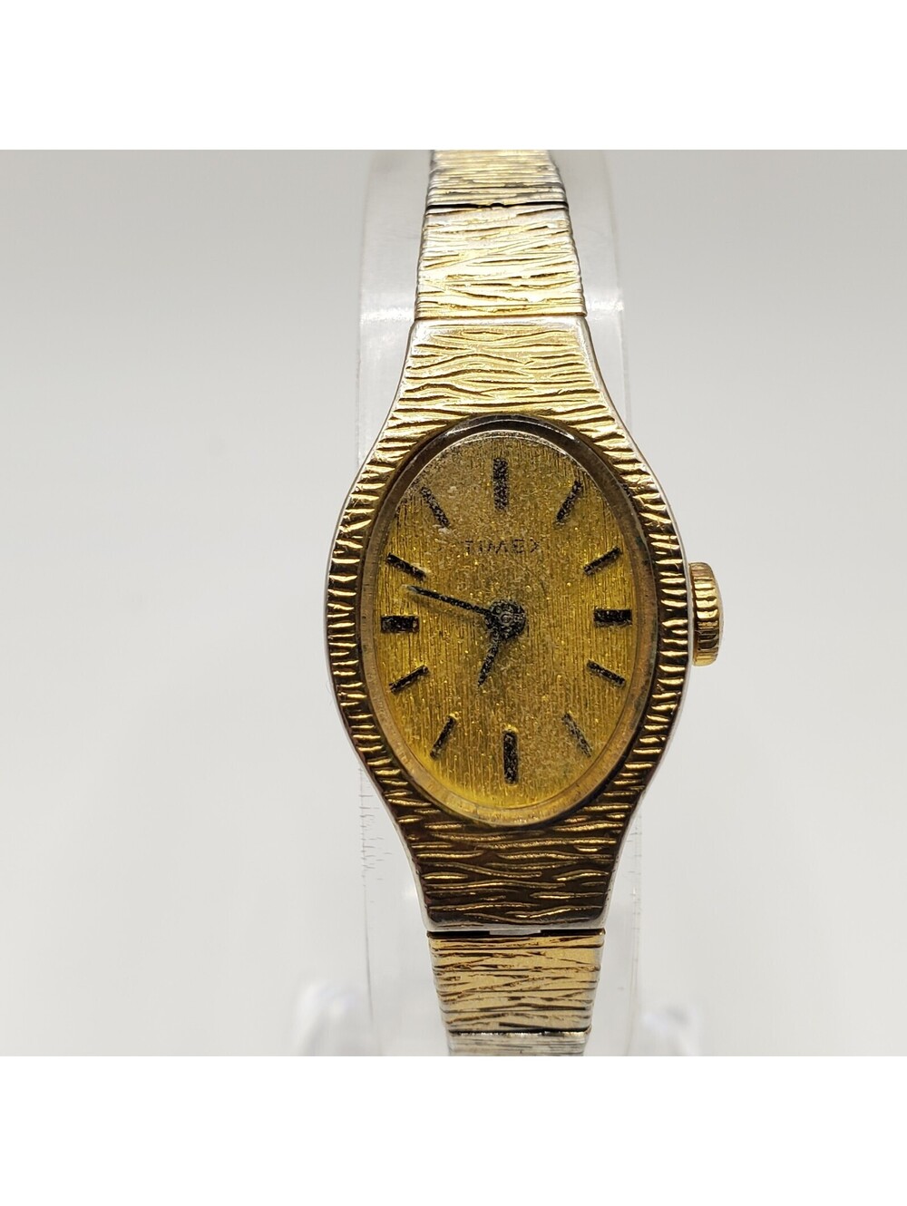 Vintage Timex Mechanical Womens Watch Gold Tone 17mm For Parts Or Repair
